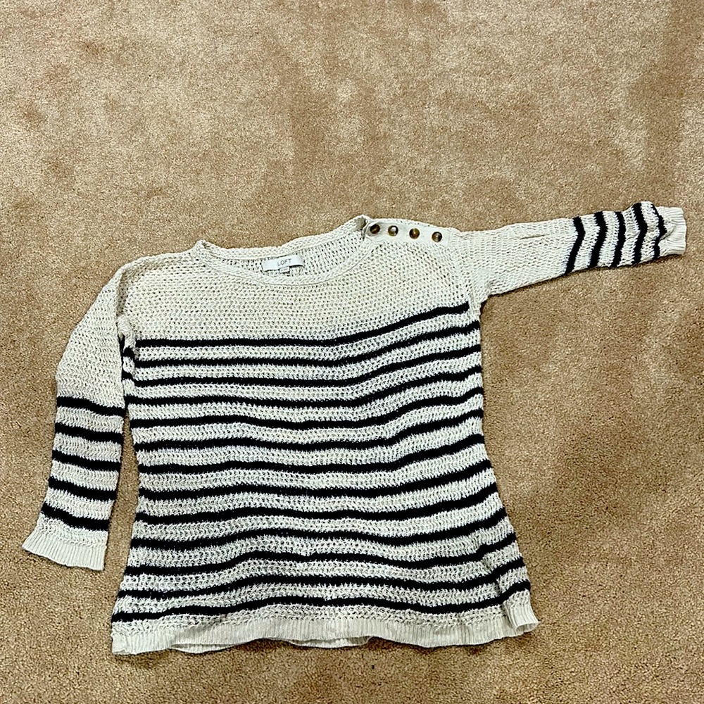 Loft knit sweater. Medium. Great condition.